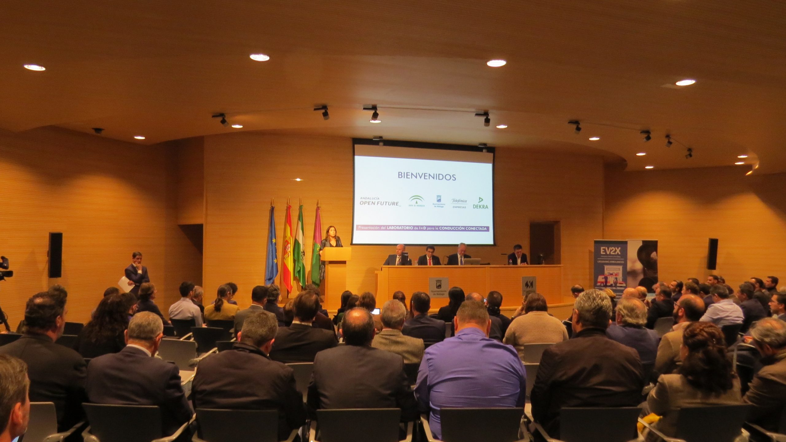 El laboratorio I+D más avanzado al sur de Europa para la conducción conectada, impulsado por Telefónica y Dekra, abre sus puertas en Málaga y ofrece ya un entorno de pruebas