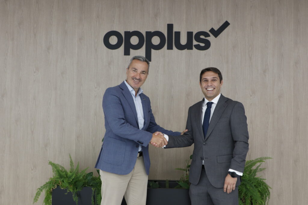 OPPLUS EBÍSUM auge delitos financieros