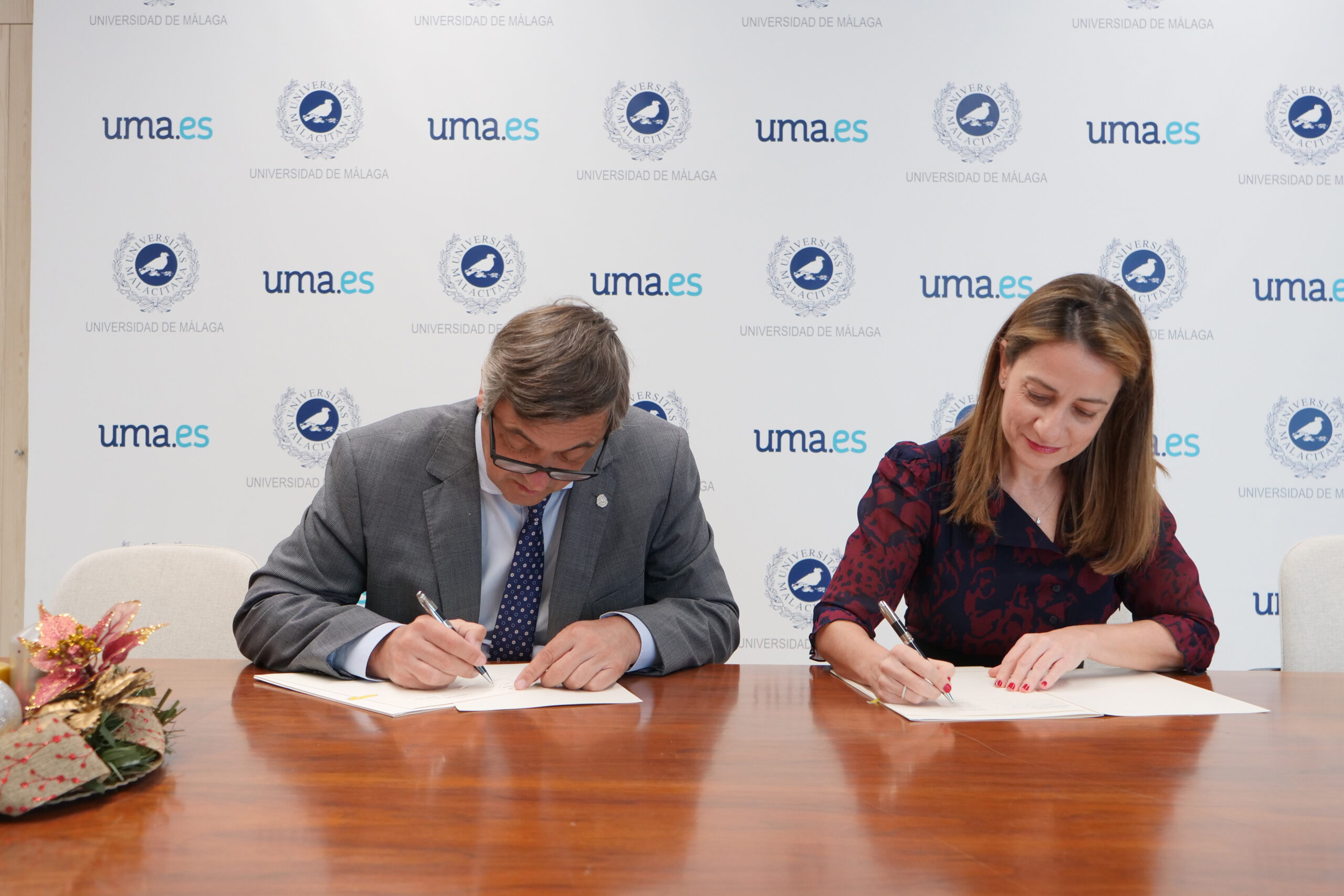 Universidad Málaga convenio Oracle formación gratis
